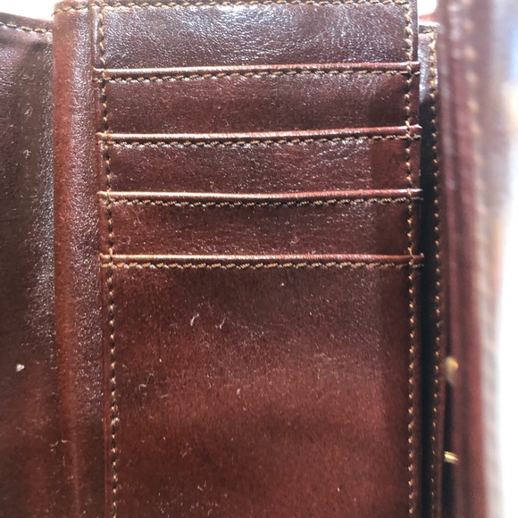 Small Wallet with Crossbody detachable Strap card holders and change pocket - Picture 7 of 11